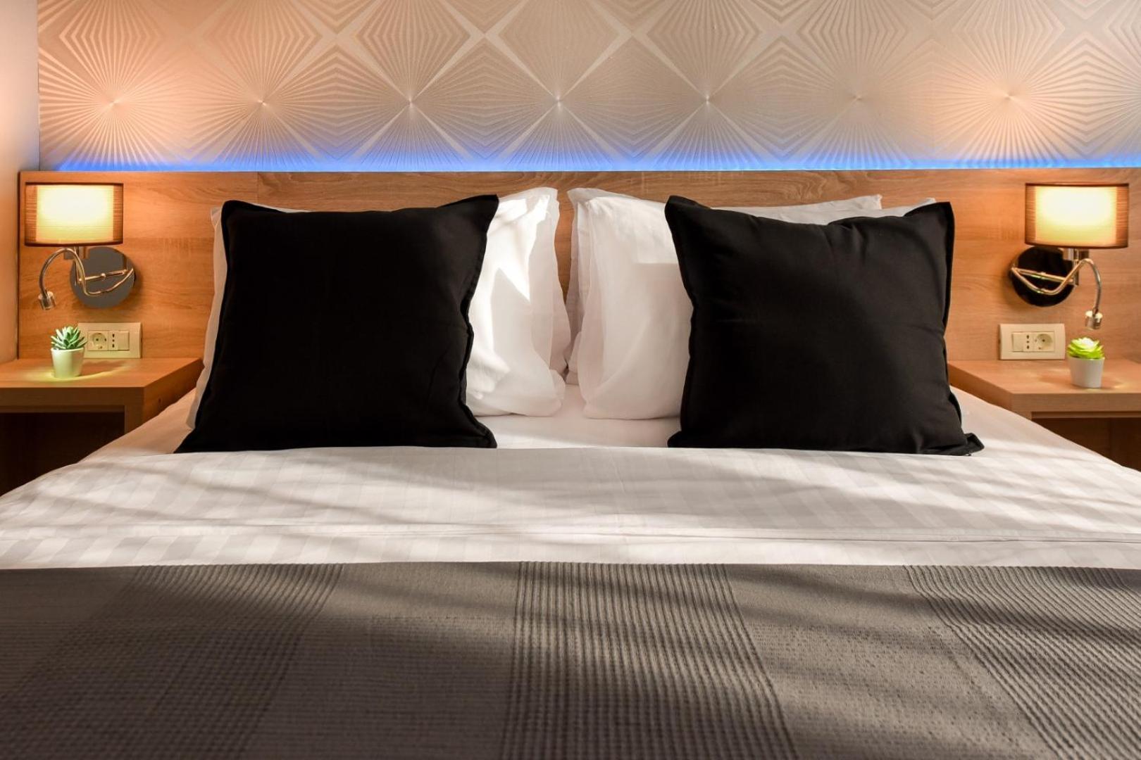 City Center Getaway - Cozy Accommodation For Your Perfect Stay Bucareste Quarto foto