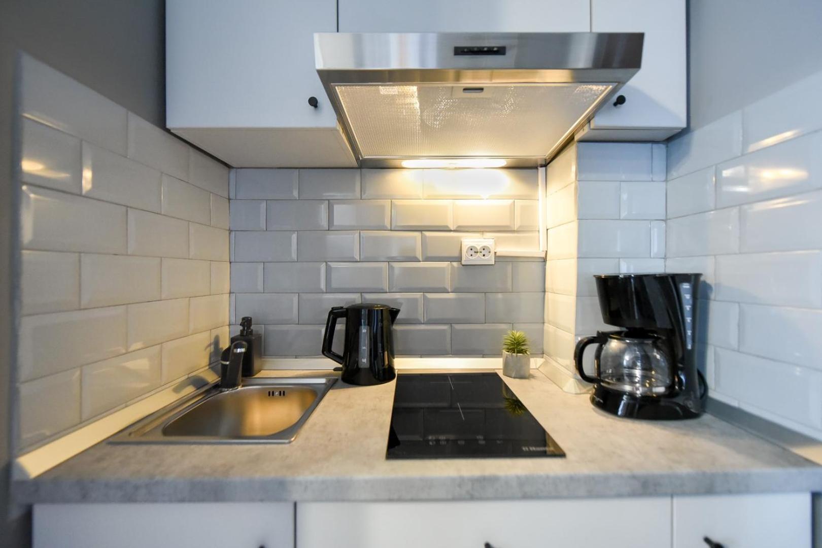 City Center Getaway - Cozy Accommodation For Your Perfect Stay Bucareste Quarto foto